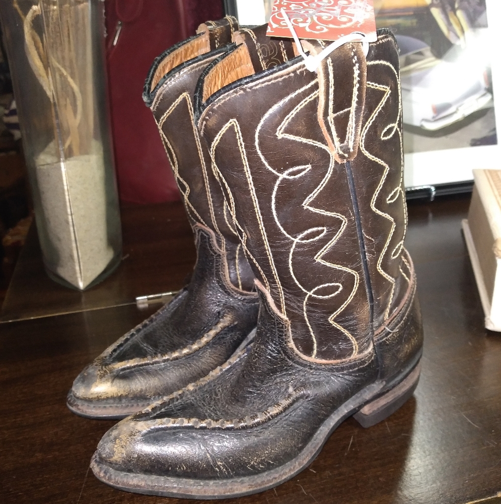 Acme Youth Size 1 little boots. Girls size 1